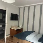 Homestay Przy Parku *