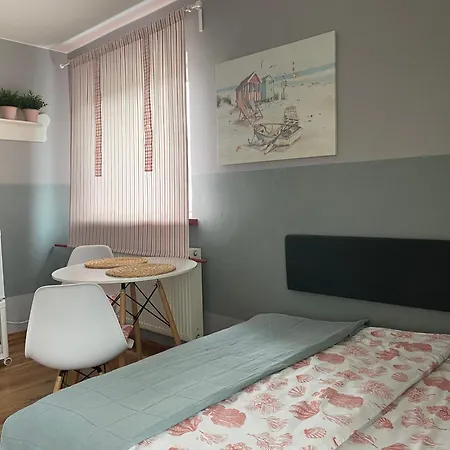 Rum i privatbostad Przy Parku *